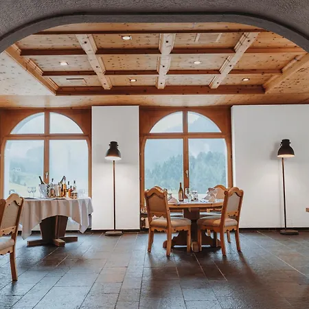 Hotel Kulm *
